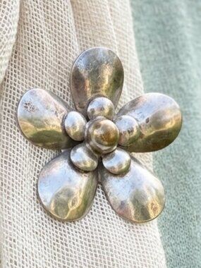 Vintage Silver Tone Tiered Flower Brooch Pin/Pendant - 2.5" MCM Retro